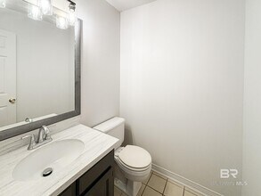 52 Lake Shore Dr in Daphne, AL - Building Photo - Building Photo