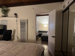 434 Riverdale Dr, Unit A in Glendale, CA - Foto de edificio - Building Photo