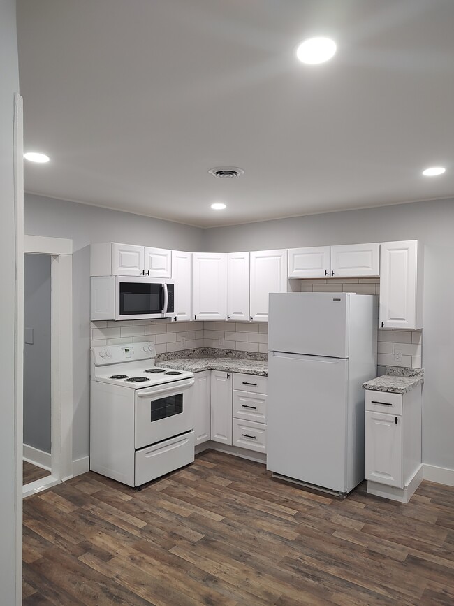 142 High St, Unit #3