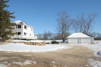 2836 Dorothy Dr in Madison, WI - Building Photo - Building Photo