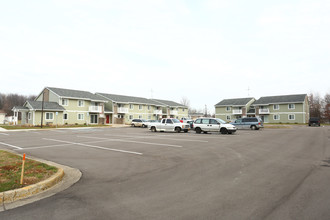 Green Meadows Apartments in Springport, MI - Building Photo - Building Photo