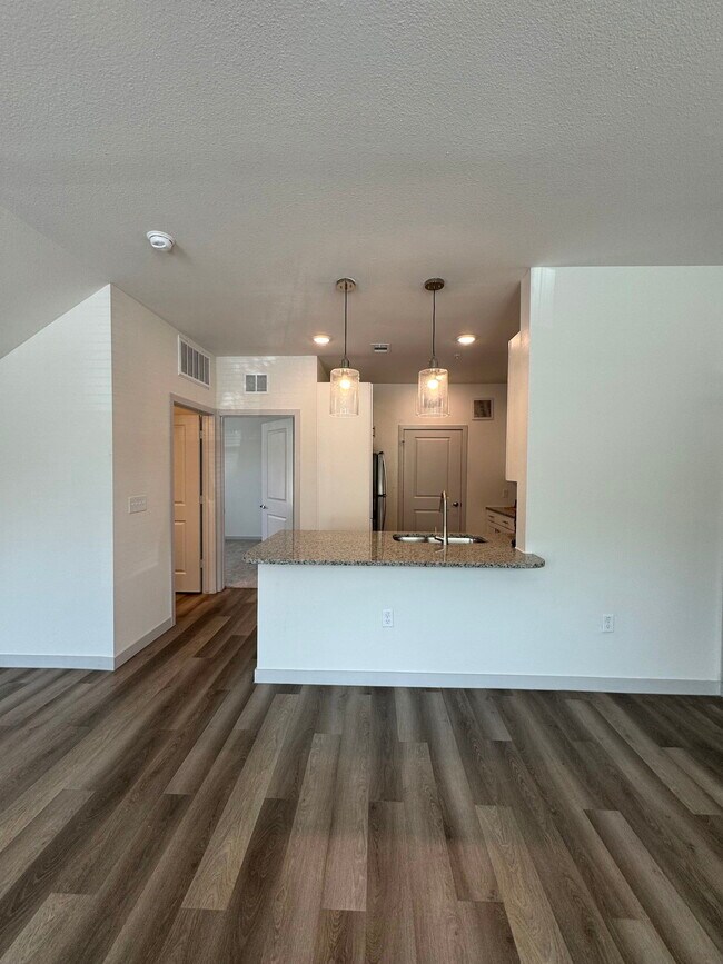 1300 Southeast Pkwy in Azle, TX - Building Photo - Building Photo