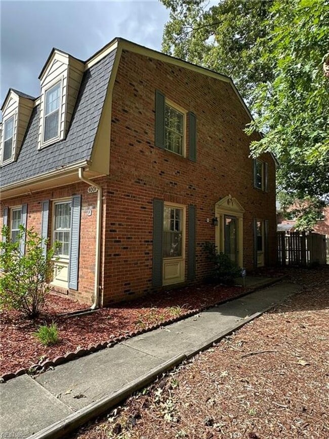 property at 400 Advocate Ct