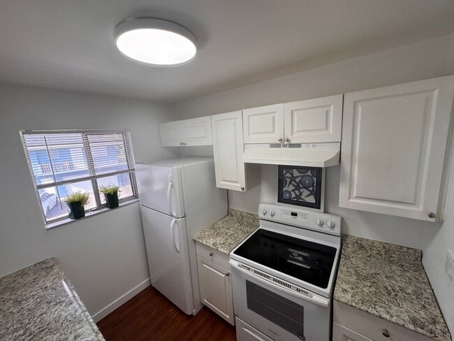 property at 107 E Tiffany Dr