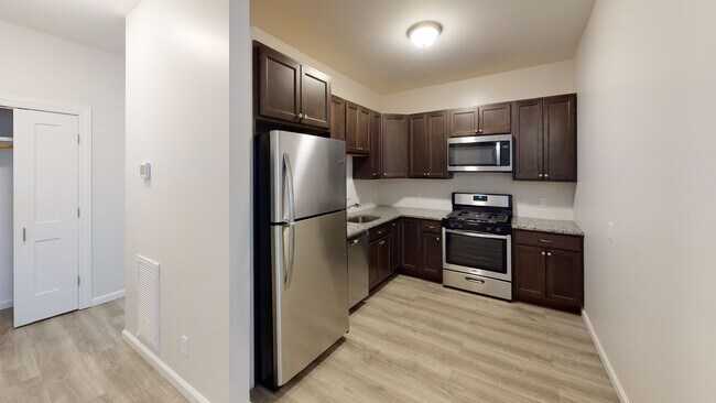 2838 Fairfield Ave in Bridgeport, CT - Building Photo - Building Photo