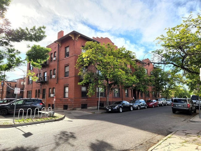 property at 1475 N Humboldt St