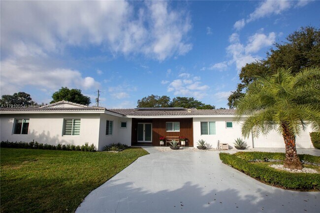 8850 N Miami Ave in El Portal, FL - Building Photo - Building Photo