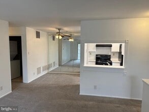 1108 Aberdeen Ln in Gloucester Township, NJ - Building Photo - Building Photo