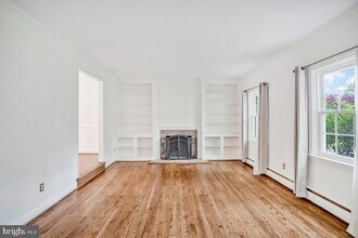 8205 Robin Hood Ct in Towson, MD - Building Photo - Building Photo