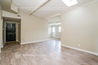 10831 Balboa Blvd in Los Angeles, CA - Building Photo - Building Photo