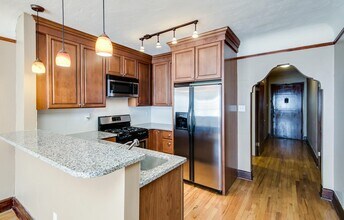 1107 Elizabeth St, Unit 102 in Denver, CO - Building Photo - Building Photo