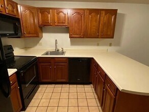 132 Tyngsboro Rd, Unit 1 in Chelmsford, MA - Building Photo - Building Photo