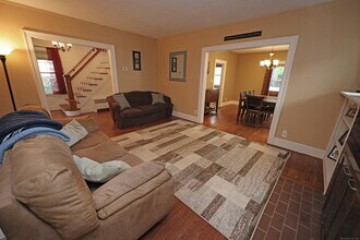 75 Park Dr in New Britain, CT - Building Photo - Building Photo
