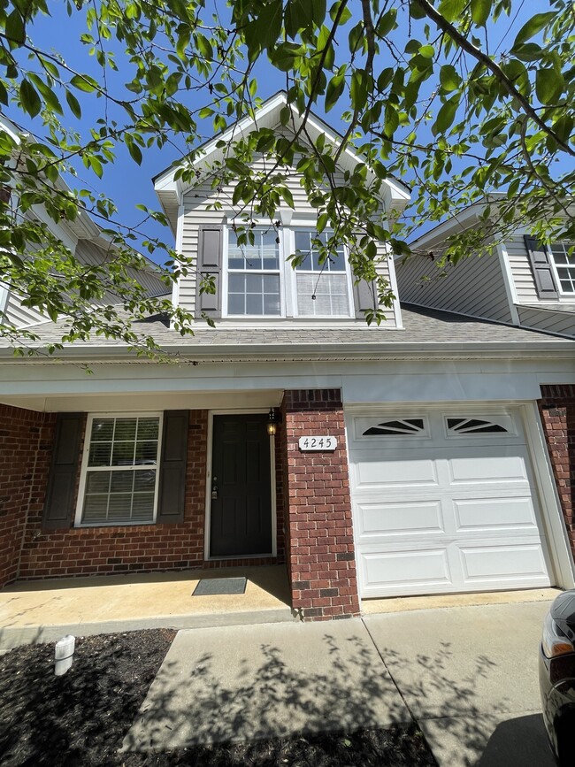 property at 4245 Aurora Cir