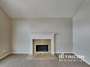 102 Bonnabel Ct in Dallas, GA - Building Photo - Building Photo