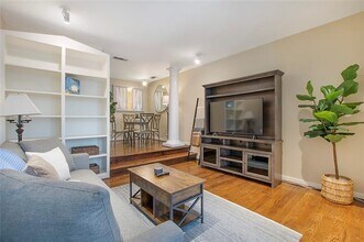 4241 Buena Vista St in Dallas, TX - Building Photo - Building Photo