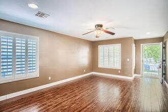 591 Fox Chase St in Henderson, NV - Building Photo - Building Photo