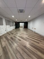 318 N Charles St in Baltimore, MD - Building Photo