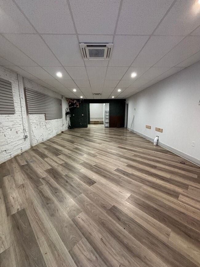 property at 318 N Charles St