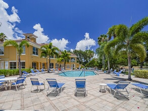 5095 Fairways Cir in Vero Beach, FL - Building Photo - Building Photo