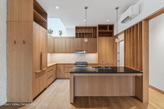 316 Wall St in Kingston, NY - Foto de edificio - Building Photo