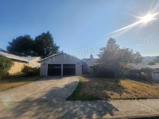 8441 SW Lori Way in Beaverton, OR - Foto de edificio - Building Photo