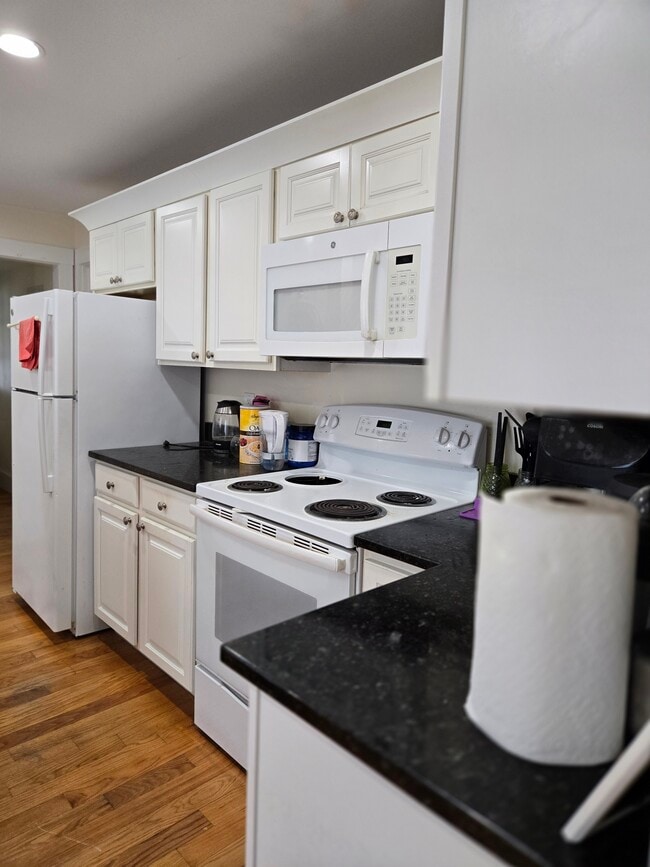 15 Beech St, Unit #3