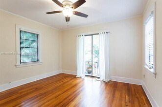 1109 Ferdinand St in Coral Gables, FL - Foto de edificio - Building Photo