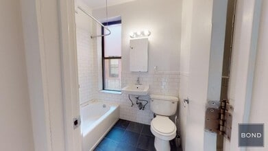 312 E 91st St in New York, NY - Building Photo - Building Photo