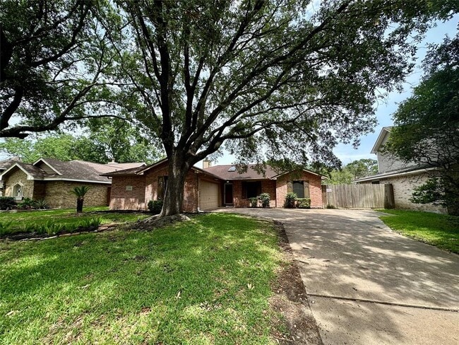 property at 11614 Easterling Dr