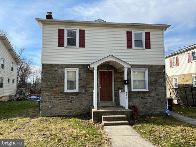 property at 199 1/2 Balignac Ave