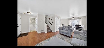 390 Montclair Tower Dr in St. Charles, MO - Building Photo - Building Photo