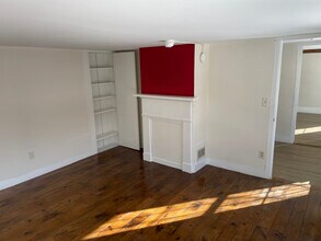 300 NH-25, Unit 2 in Warren, NH - Foto de edificio - Building Photo