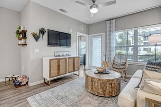 Avasa Grove West in Wesley Chapel, FL - Building Photo - Building Photo