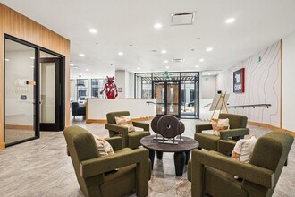 Oso Apartments in Denver, CO - Foto de edificio - Building Photo