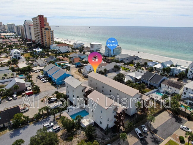 4114 Holiday Dr in Panama City Beach, FL - Building Photo - Building Photo