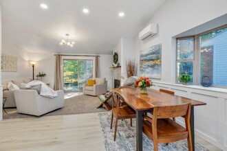 1200 NE Territorial Rd in Canby, OR - Building Photo - Building Photo