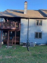 121 Foxfire Dr in Newark, DE - Building Photo - Building Photo