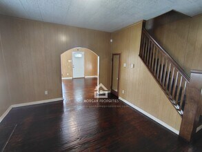 140 W 16th St in Anderson, IN - Foto de edificio - Building Photo