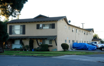 12601 Kensington Ln in Garden Grove, CA - Building Photo - Building Photo