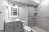 2401 N Mascher St photo'