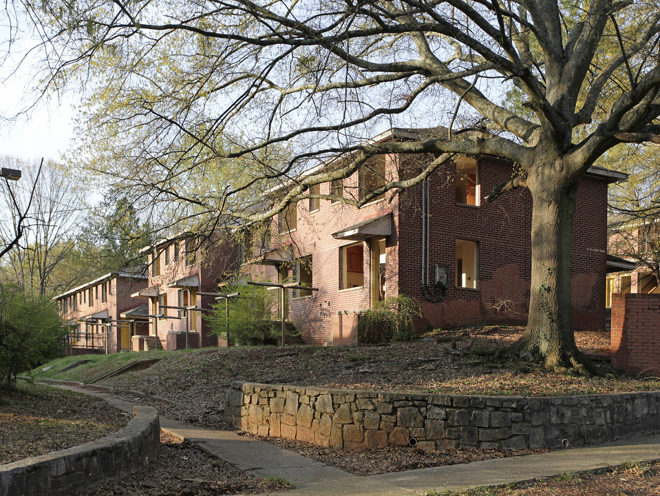 Washington Carver Homes in East Point, GA - Building Photo