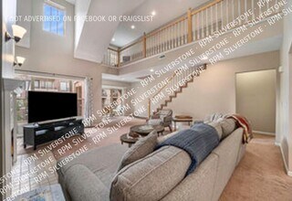 152 Tiffany Ln in Royal Oak, MI - Building Photo - Building Photo