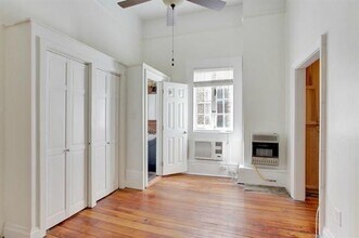 932 Bourbon St in New Orleans, LA - Building Photo - Building Photo