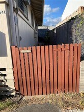 54 Hi?aloa St in Honolulu, HI - Building Photo - Building Photo