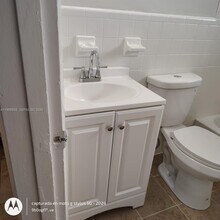 2079 NE 167th St in North Miami Beach, FL - Building Photo - Building Photo