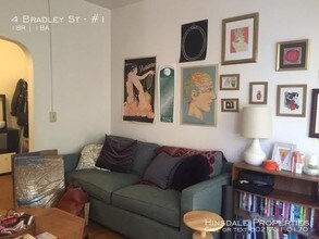 4 Bradley St in Burlington, VT - Building Photo - Building Photo