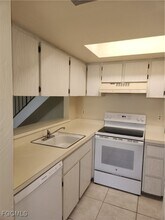 3329 Ottawa Cir in Ft. Myers, FL - Building Photo - Building Photo