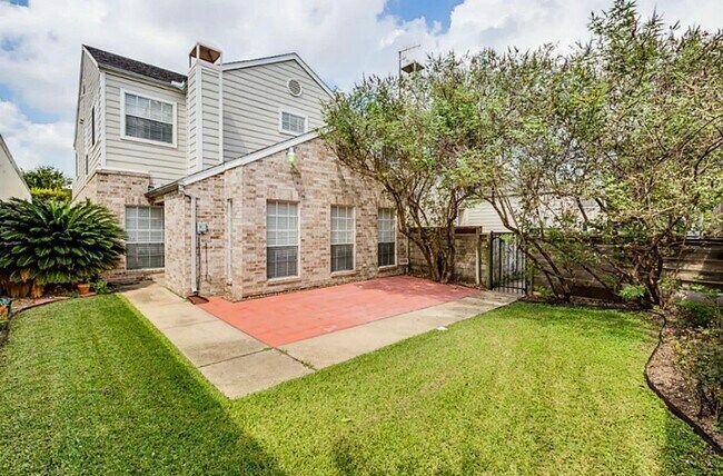 12565 Piping Rock Dr in Houston, TX - Building Photo - Building Photo