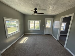 7723 Pershing Blvd in Kenosha, WI - Building Photo - Building Photo